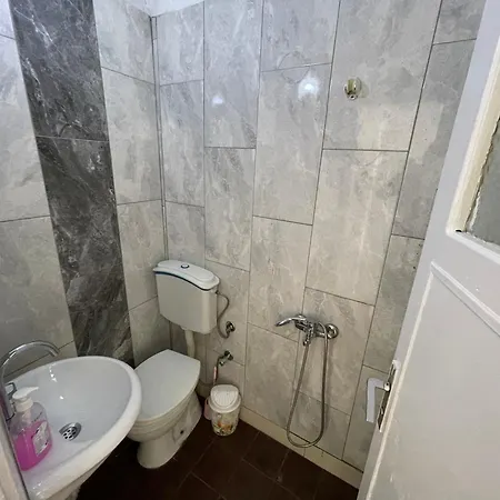 Ersoy Ak