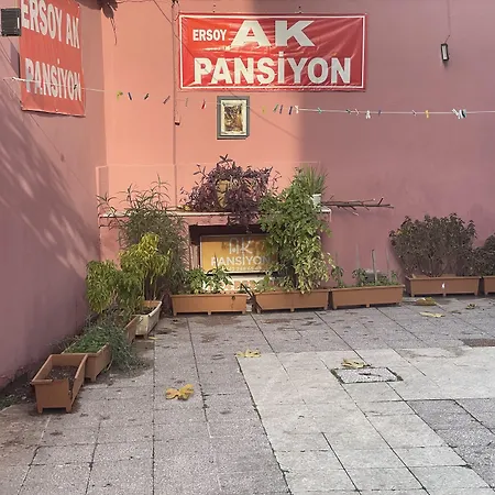 Ersoy Ak