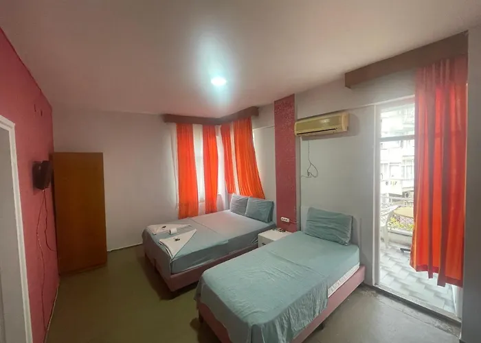 Ersoy Ak
