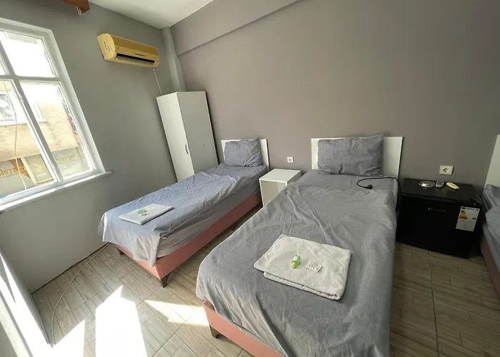 Ersoy Ak 3*