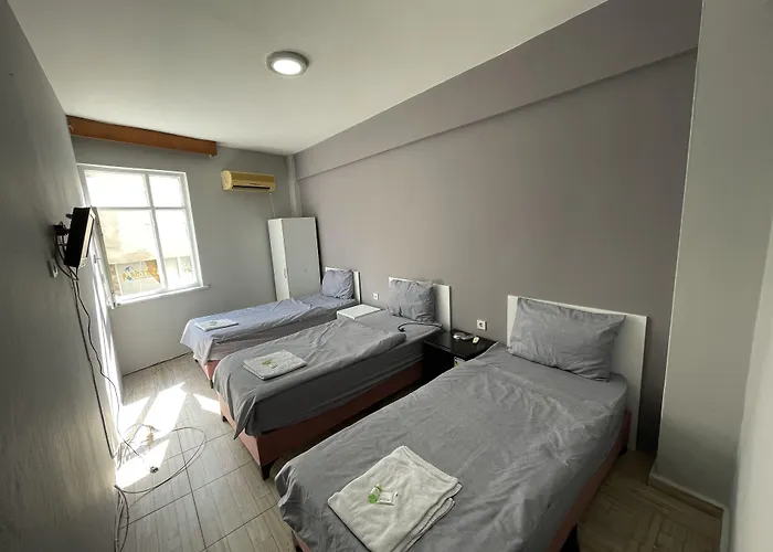 Ersoy Ak 3*